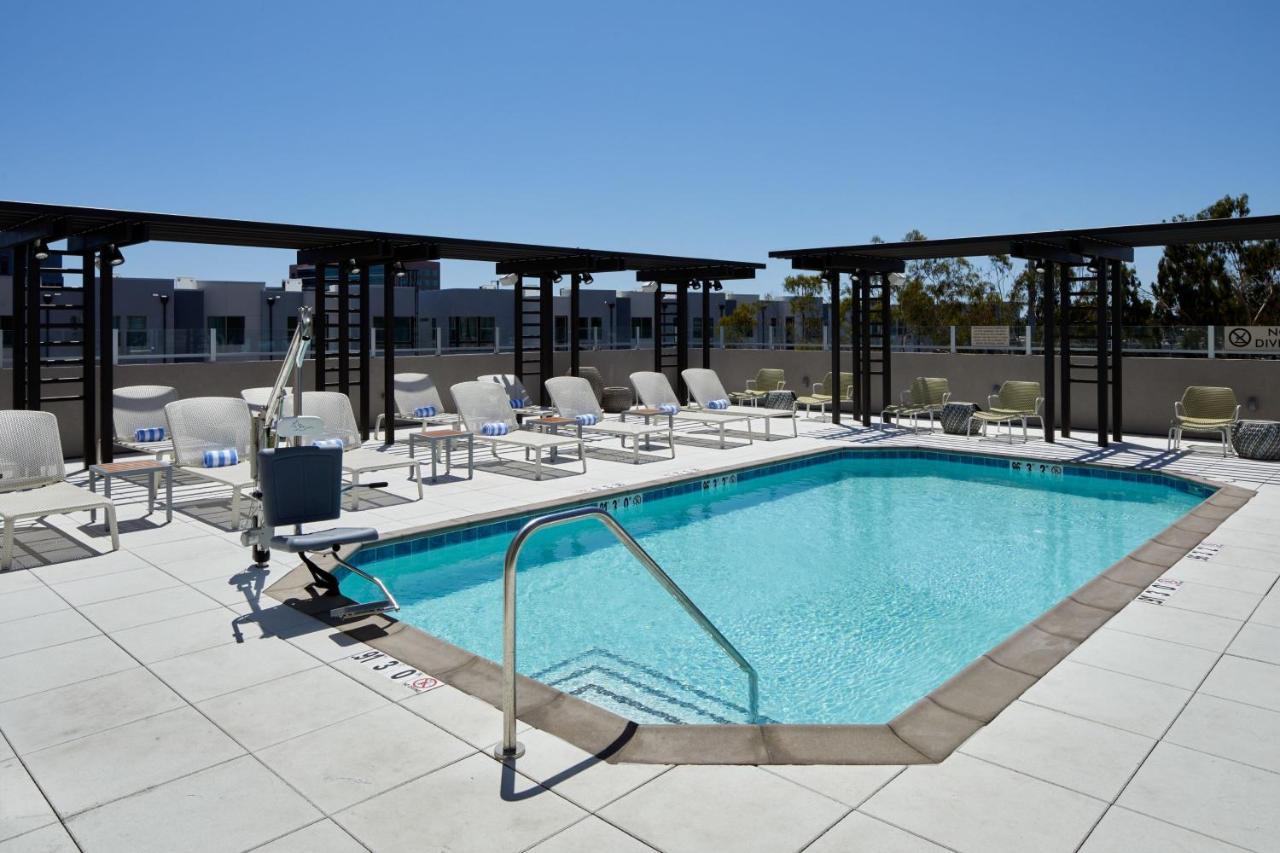Element Irvine Hotel ภายนอก รูปภาพ